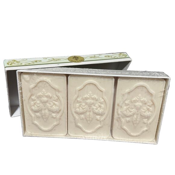 Handmade New Florentine Soaps Almond Italian Made 3 Units 4.40oz Each - Picture 3 of 3